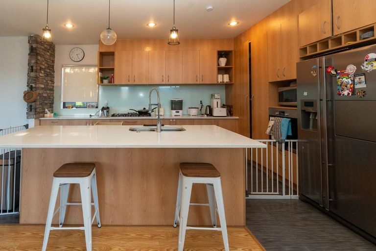 Photo of property in 8 San Casello Rise, Henderson, Auckland, 0612