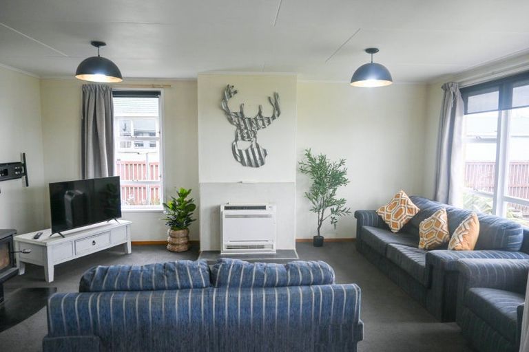 Photo of property in 121 Robertson Street, Gore, 9710