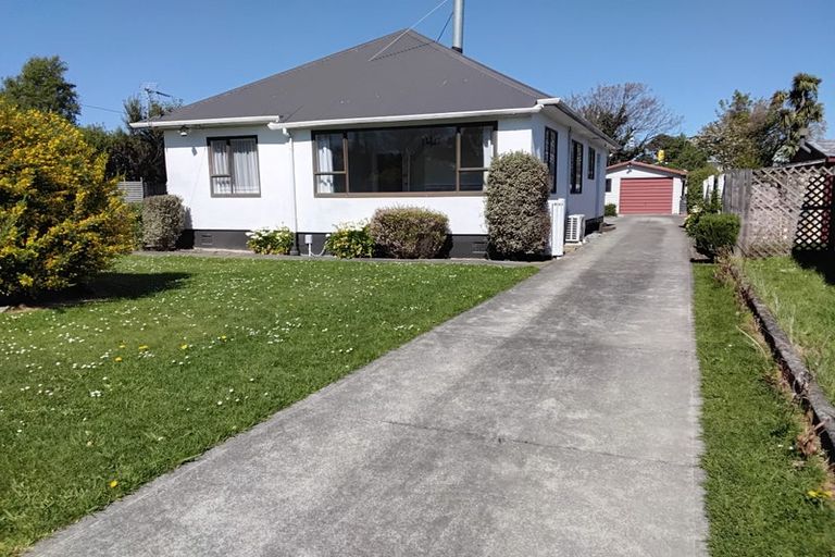 Photo of property in 32 Glenroy Street, Woolston, Christchurch, 8062