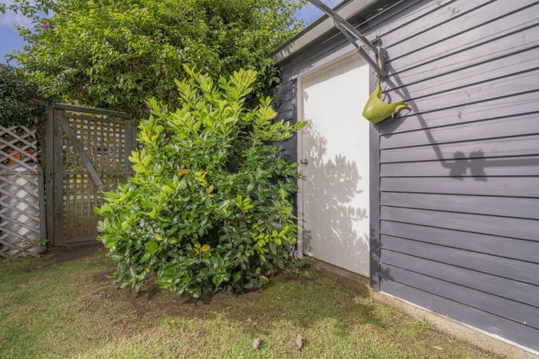 Photo of property in 10a Parkland Place, Whitianga, 3510