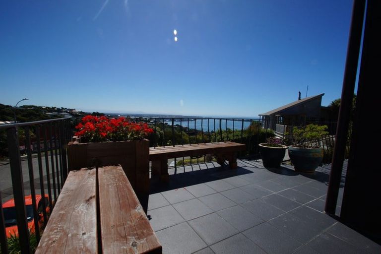 Photo of property in 7b Toledo Place, Mount Pleasant, Christchurch, 8081