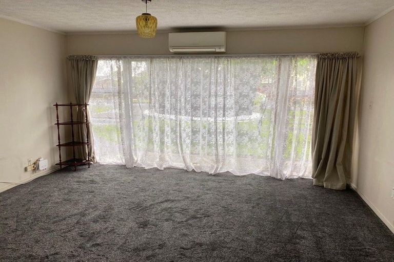 Photo of property in 2/25 Overton Road, Papatoetoe, Auckland, 2025