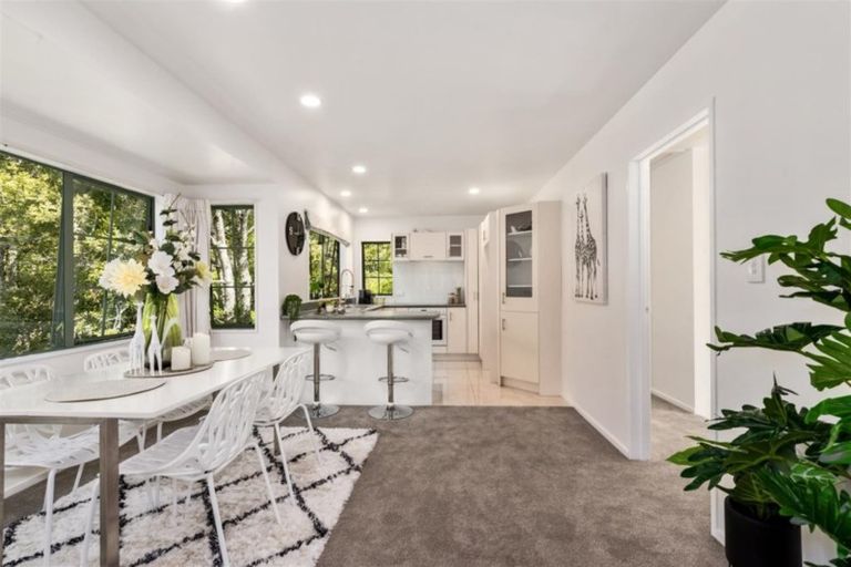 Photo of property in 42a Rangatira Road, Birkenhead, Auckland, 0626