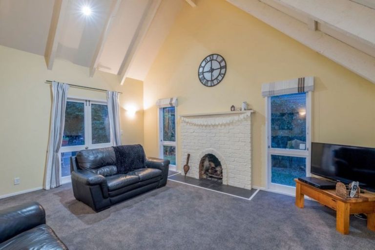 Photo of property in 11 River Glade, Waikanae, 5036