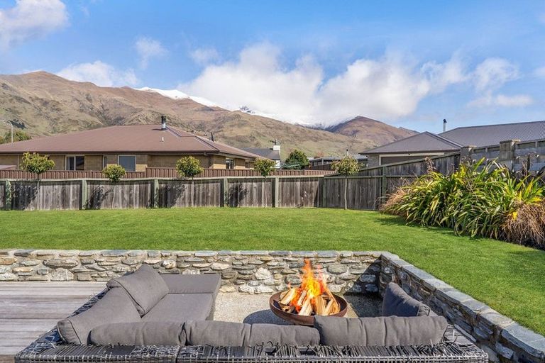 Photo of property in 40 West Meadows Drive, Wanaka, 9305