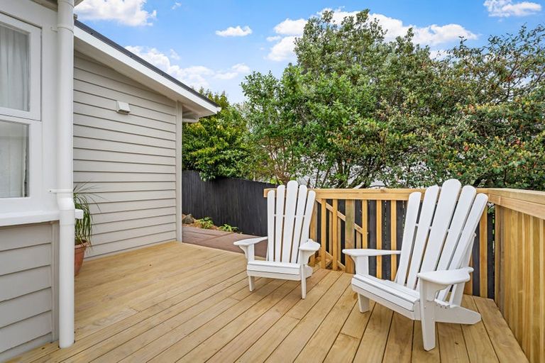 Photo of property in 24 Jean Place, Stanmore Bay, Whangaparaoa, 0932