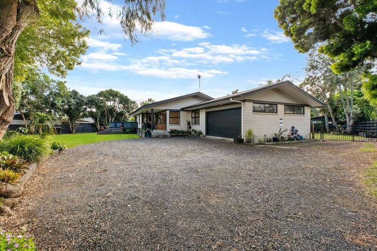 Photo of property in 6 Cherry Place, Waiuku, 2123