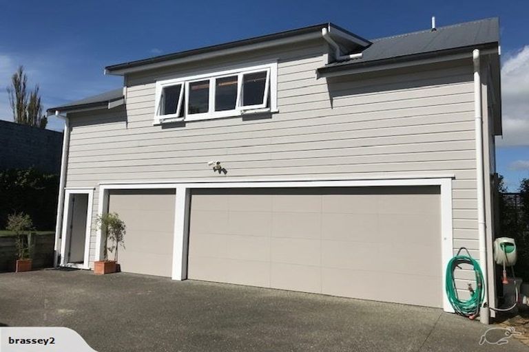 Photo of property in 2a Brassey Road, Saint Johns Hill, Whanganui, 4500