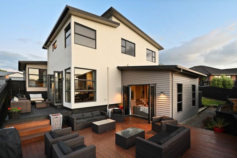 Photo of property in 8 Bishopsworth Way, Huntington, Hamilton, 3210