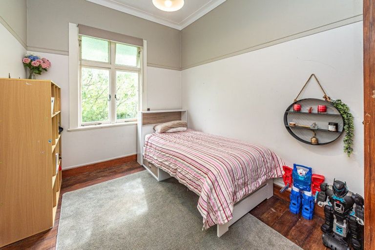 Photo of property in 2 Gonville Avenue, Gonville, Whanganui, 4501