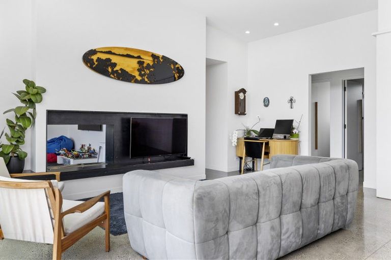 Photo of property in 8 Akatea Lane, Richmond Heights, Taupo, 3330