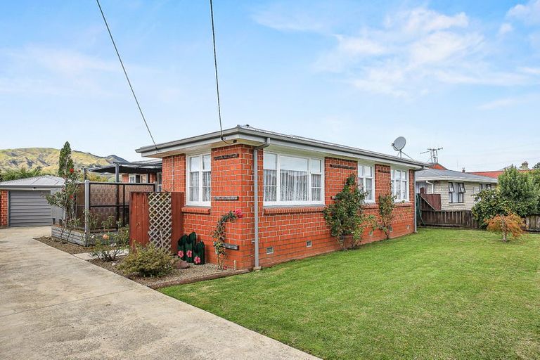 Photo of property in 13 Albert Street, Paeroa, 3600