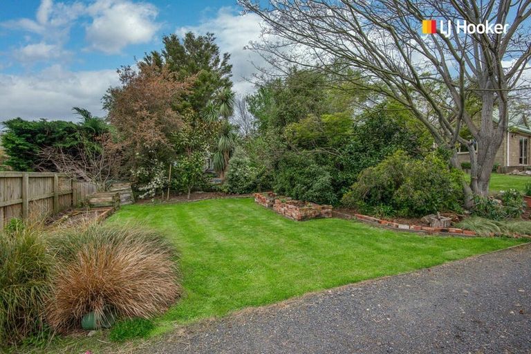 Photo of property in 19 Skerries Street, Outram, 9019