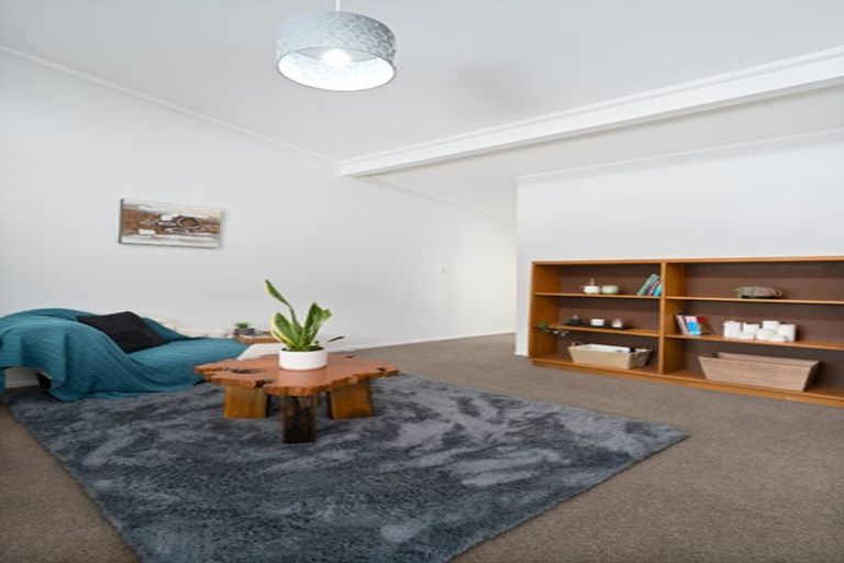 Photo of property in 5 Illana Place, Ranui, Auckland, 0612