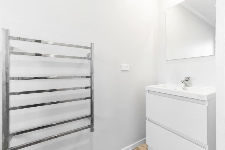 Photo of property in 7/14 Breckons Avenue, Nawton, Hamilton, 3200