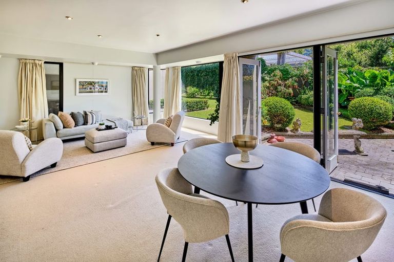 Photo of property in Highwic, 5/32 Hobson Street, Thorndon, Wellington, 6011