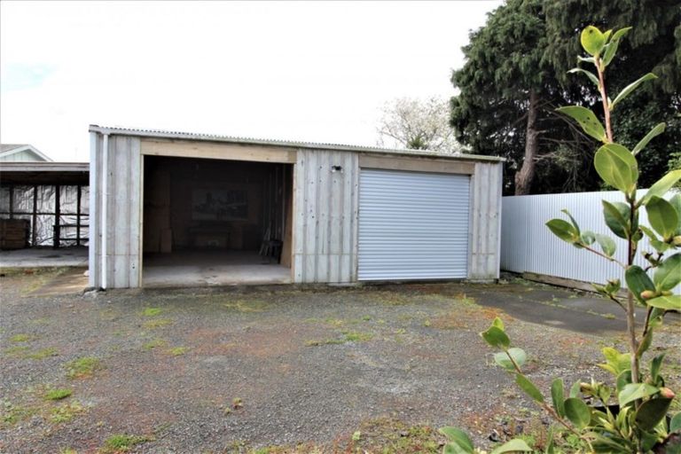 Photo of property in 1 Richardson Street, Woodville, 4920