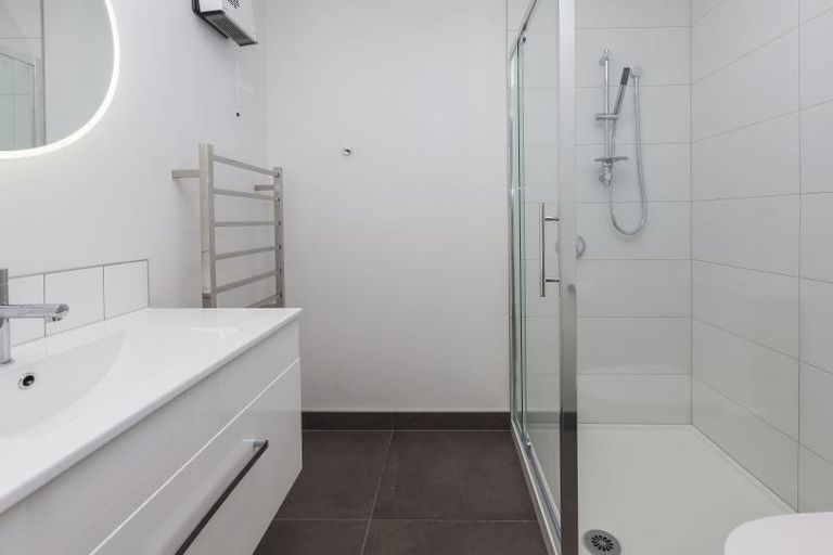 Photo of property in 2/34 Cranmer Square, Christchurch Central, Christchurch, 8013