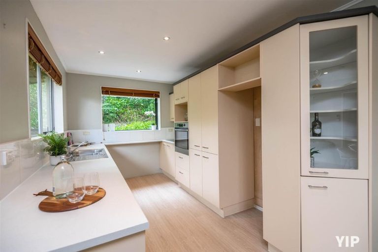 Photo of property in 41 Viewmont Drive, Harbour View, Lower Hutt, 5010