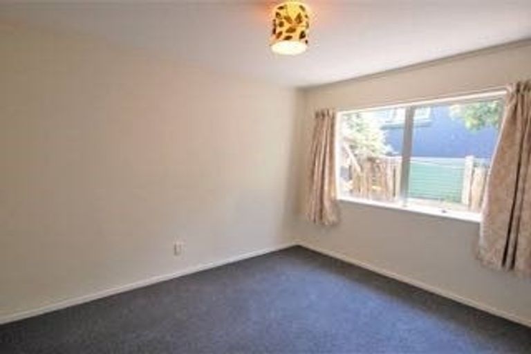 Photo of property in 2/4 Cumberland Street, Tauhara, Taupo, 3330