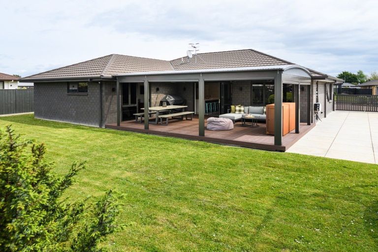 Photo of property in 45 Liberty Grove, Kelvin Grove, Palmerston North, 4414