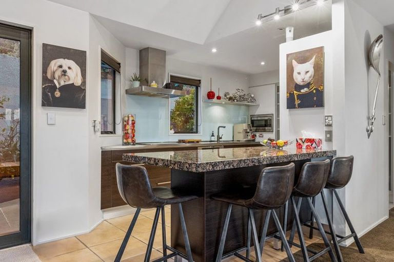 Photo of property in 24 Lucknow Place, Cashmere, Christchurch, 8022