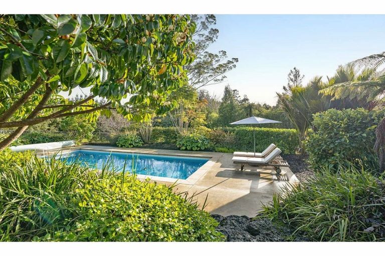 Photo of property in 73a Riddell Road, Kerikeri, 0230