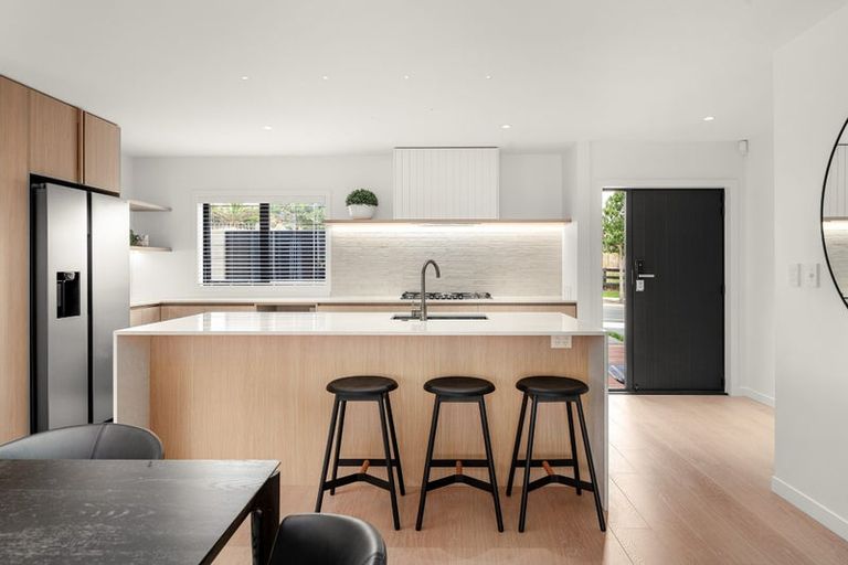 Photo of property in 29 Kauri Point Drive, Rototuna North, 3210