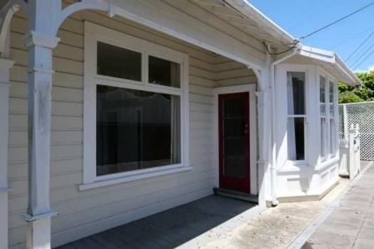 Photo of property in 35 Disley Street, Highbury, Wellington, 6012