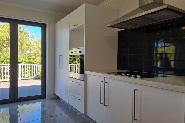 Photo of property in 19 Fernbrook Drive, Hurworth, New Plymouth, 4310