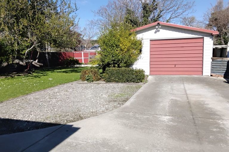 Photo of property in 32 Glenroy Street, Woolston, Christchurch, 8062