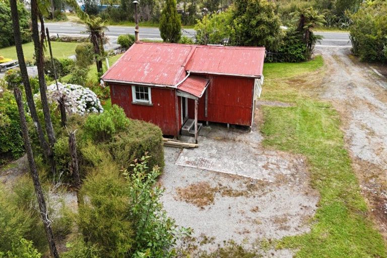 Photo of property in 18 Mcgill Street, Waimangaroa, Westport, 7891