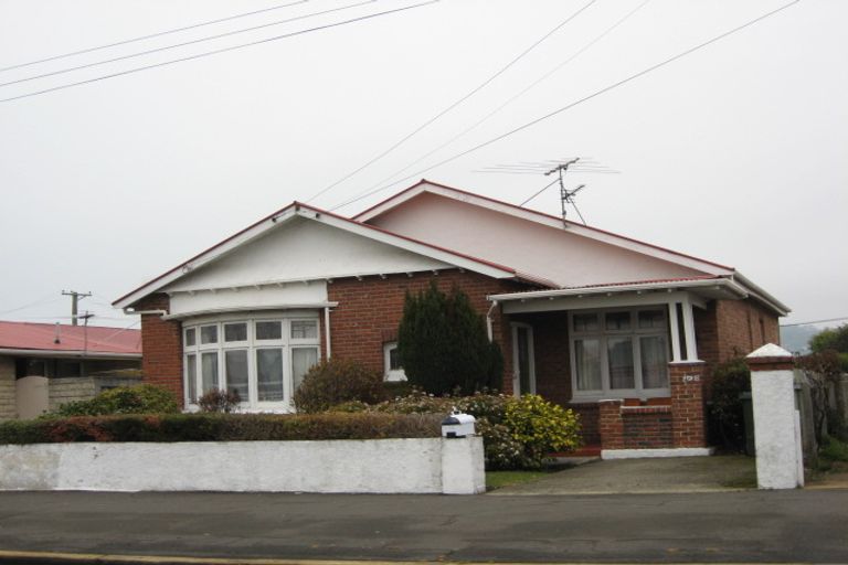 Photo of property in 108 Prince Albert Road, Saint Kilda, Dunedin, 9012