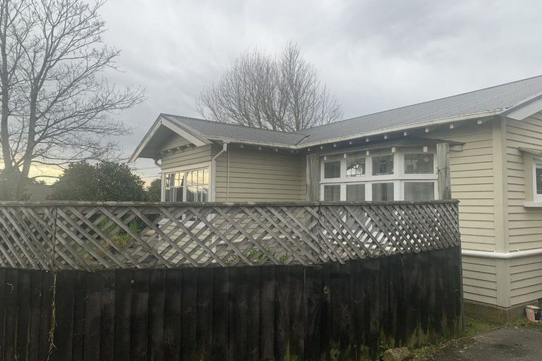 Photo of property in 4 Field Terrace, Upper Riccarton, Christchurch, 8041