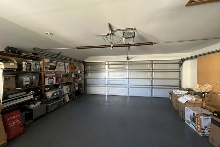 Photo of property in 103a Middlepark Road, Sockburn, Christchurch, 8042