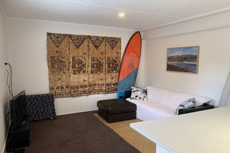 Photo of property in 11 Renata Road, Otaki, 5512