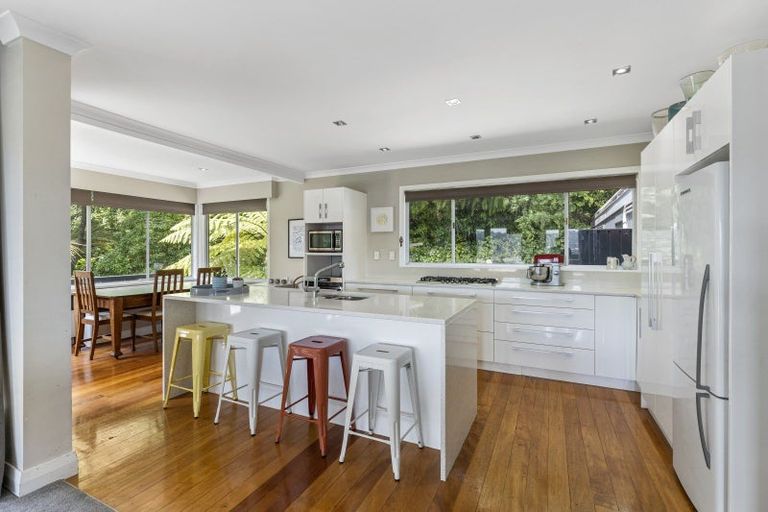 Photo of property in 212a Whites Line East, Waiwhetu, Lower Hutt, 5010