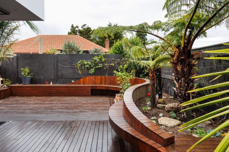 Photo of property in 172 Park Road, West End, Palmerston North, 4410