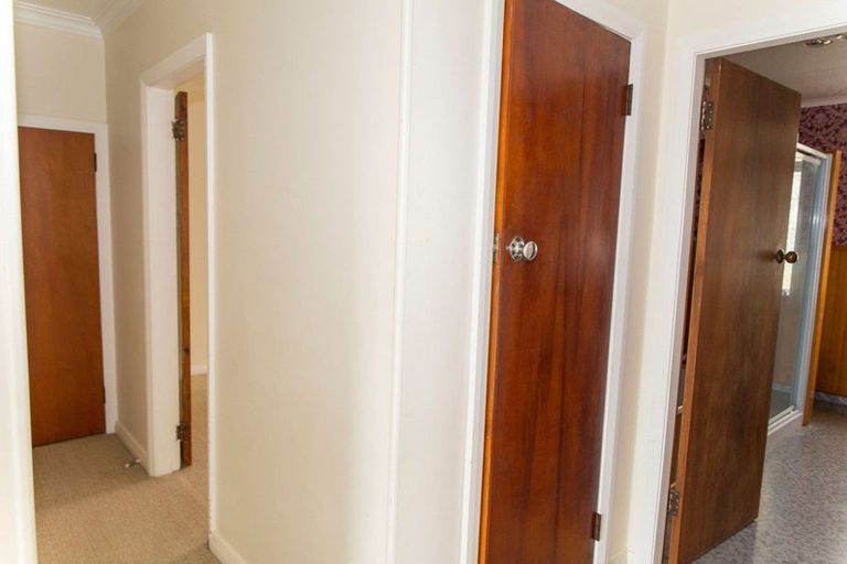 Photo of property in 17 Miller Street, Dannevirke, 4930