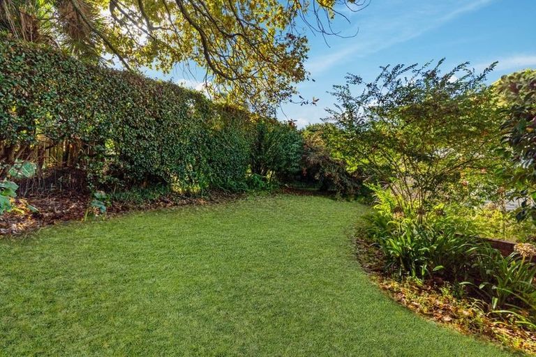 Photo of property in 6 Riddell Road, Glendowie, Auckland, 1071