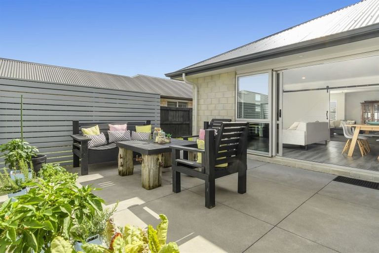 Photo of property in 93 Puhirake Crescent, Pyes Pa, Tauranga, 3112