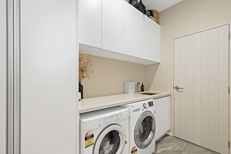 Photo of property in 11 Nobilo Road, Kumeu, 0810