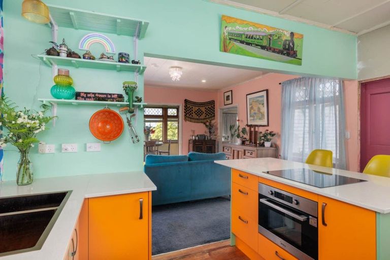 Photo of property in 16 Franklin Street, Opua, 0200