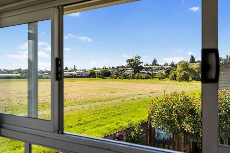 Photo of property in 48a Carlton Street, Bellevue, Tauranga, 3110