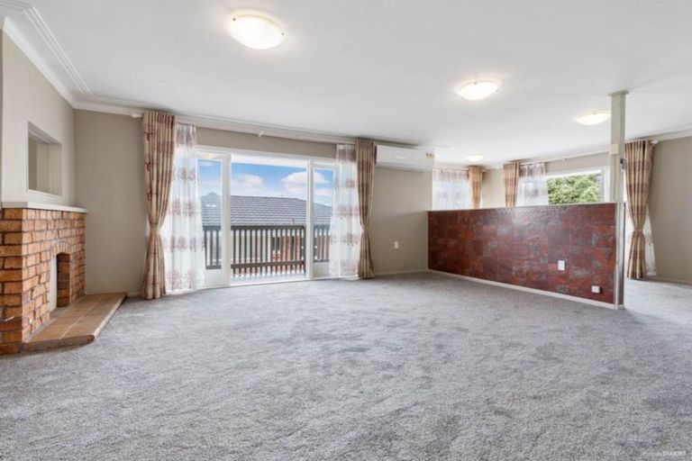 Photo of property in 80 Roberts Road, Te Atatu South, Auckland, 0610