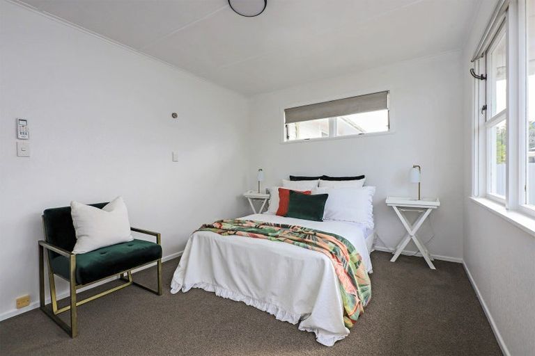 Photo of property in 24 Magdalen Crescent, Pirimai, Napier, 4112