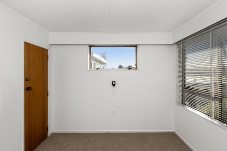 Photo of property in 2/93 Riverbend Road, Onekawa, Napier, 4110