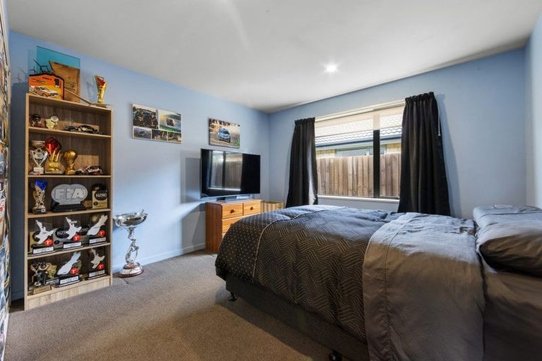 Photo of property in 32 East Ellington Drive, Mairehau, Christchurch, 8052