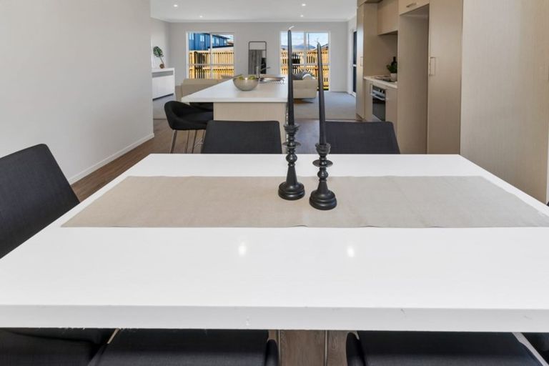 Photo of property in 1 Eric Melrose Lane, Halswell, Christchurch, 8025