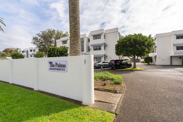 Photo of property in 11a Puriri Avenue, Orewa, 0931